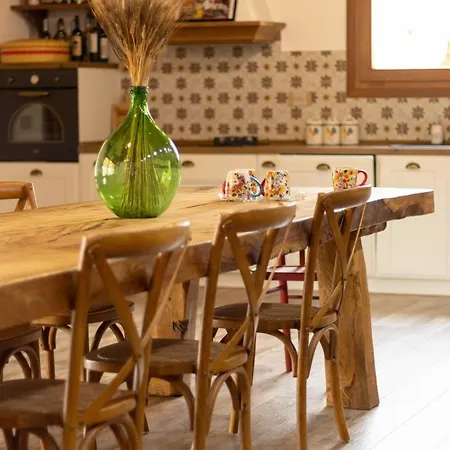 S'ogiastru أوليينا