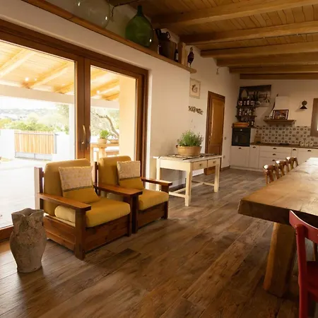 Hébergement de vacances S'ogiastru *